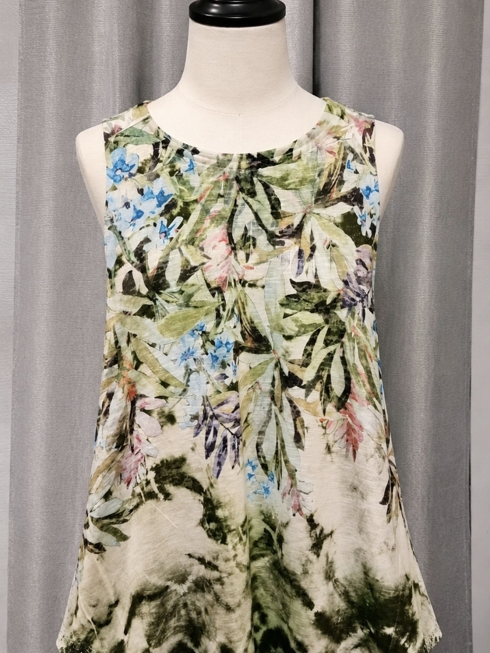Time and Tru Floral Top